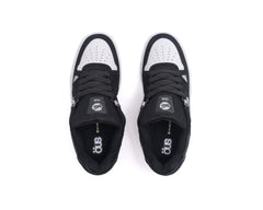 ZAPATILLAS ÖUS 2K — NEGRO / PLATEADO